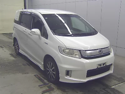 Honda Freed Spike