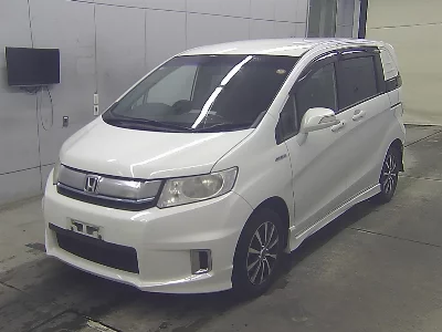 Honda Freed Spike