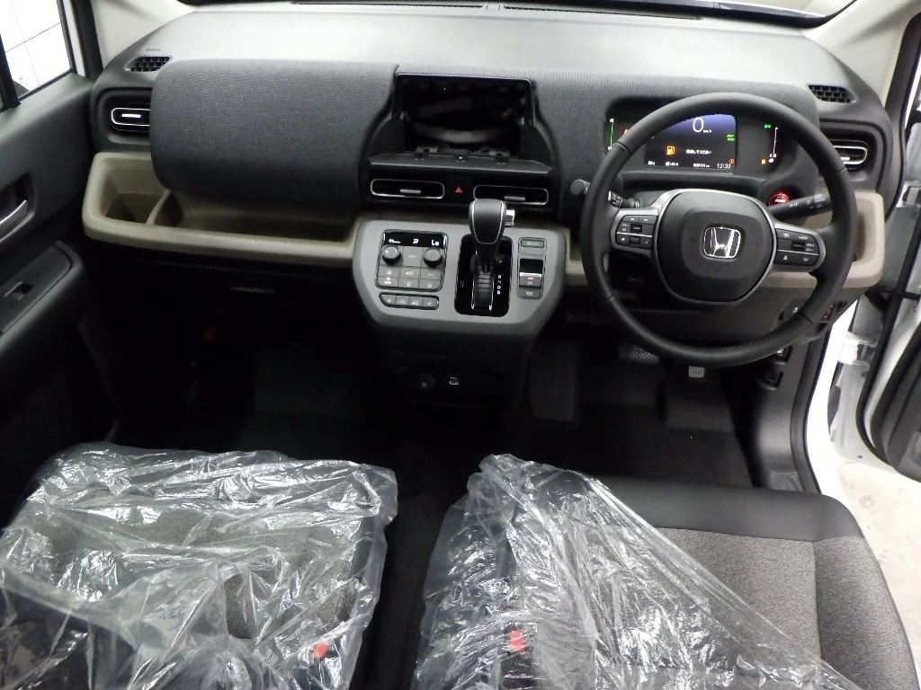 Honda Freed  с аукциона в Японии