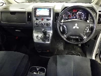 Цена авто Mitsubishi  с аукционов Японии, номер кузова CV5W, пробег 157 000, оценка 6