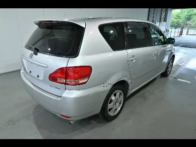 Toyota Ipsum