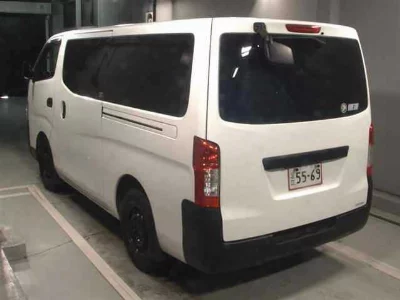 Nissan NV350 Caravan