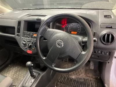 Nissan AD