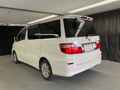 Toyota ALPHARD V