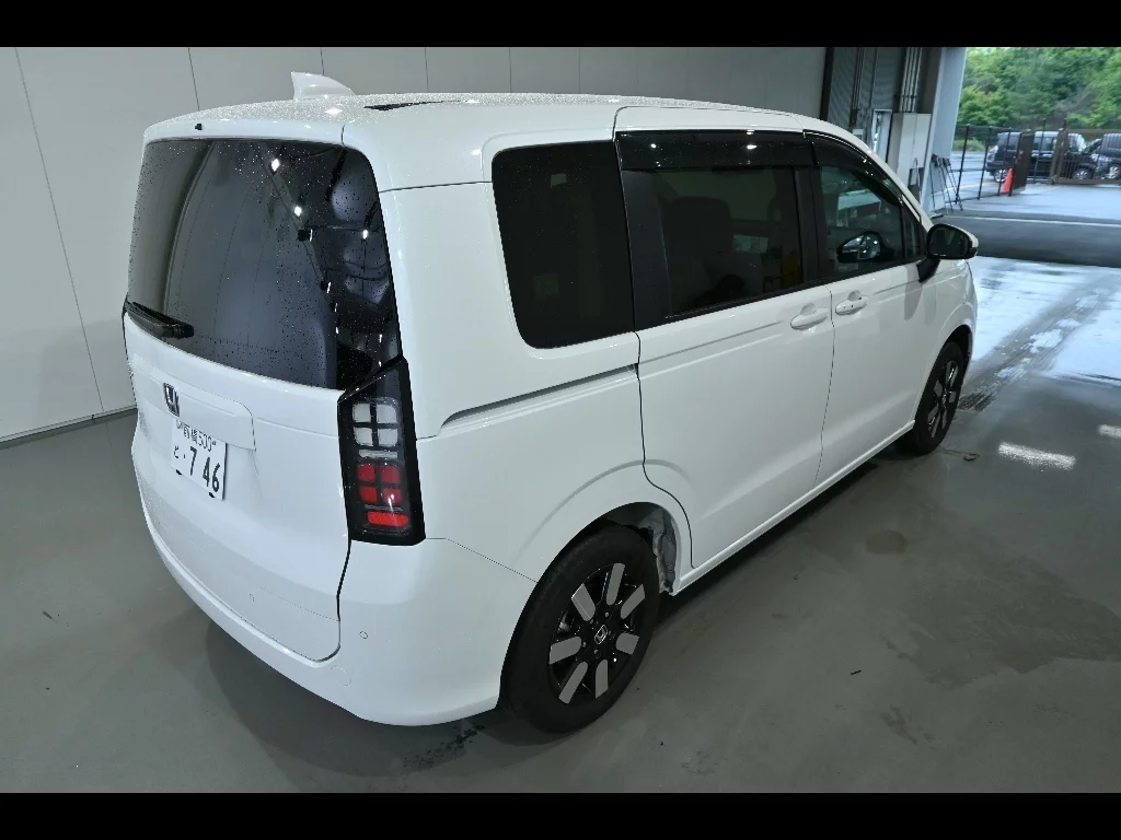 Honda Freed  с аукциона в Японии