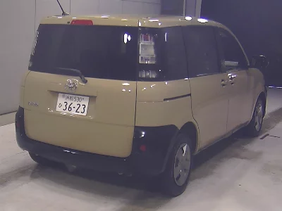 Toyota Sienta