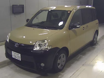 Toyota Sienta