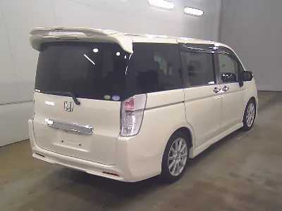 Honda STEPWGN SPADA