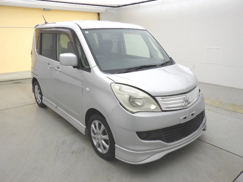 Mitsubishi Delica D:2  с аукциона в Японии