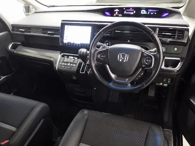 Honda STEPWGN SPADA
