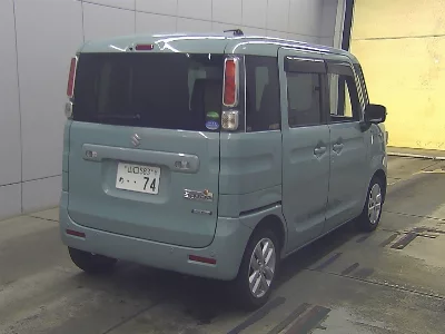 Suzuki Spacia