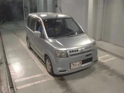 Nissan Otti
