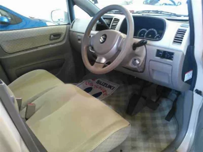 Suzuki MRWAGON