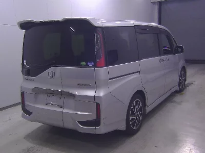 Honda STEPWGN SPADA