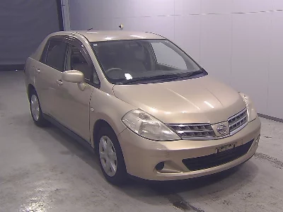 Nissan Tiida Latio