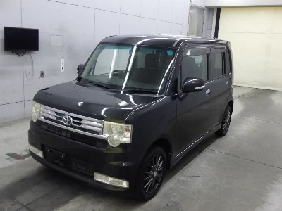 Toyota Pixis Space