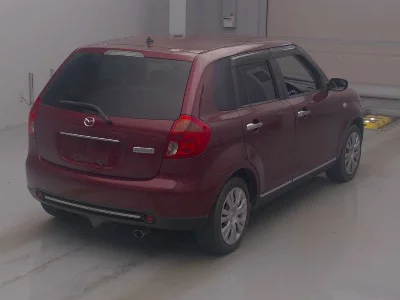 Mazda Verisa