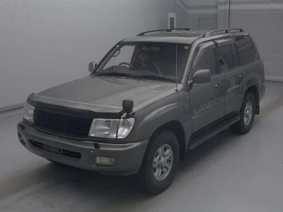 Toyota LAND CRUISER 100
