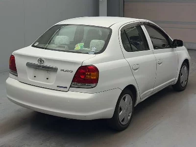 Toyota Platz