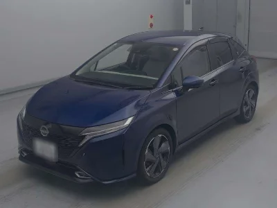 NISSAN AURA