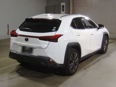LEXUS UX