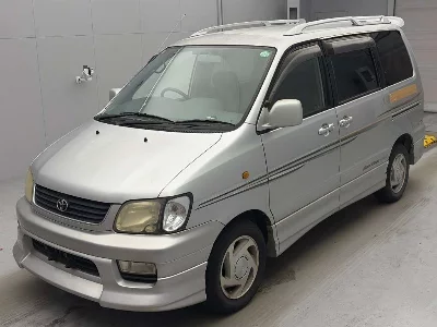 Toyota Lite Ace Noah