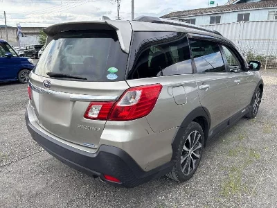 Subaru Exiga Crossover 7
