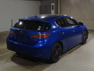 Lexus CT200h