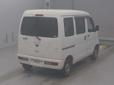 Toyota Pixis Van
