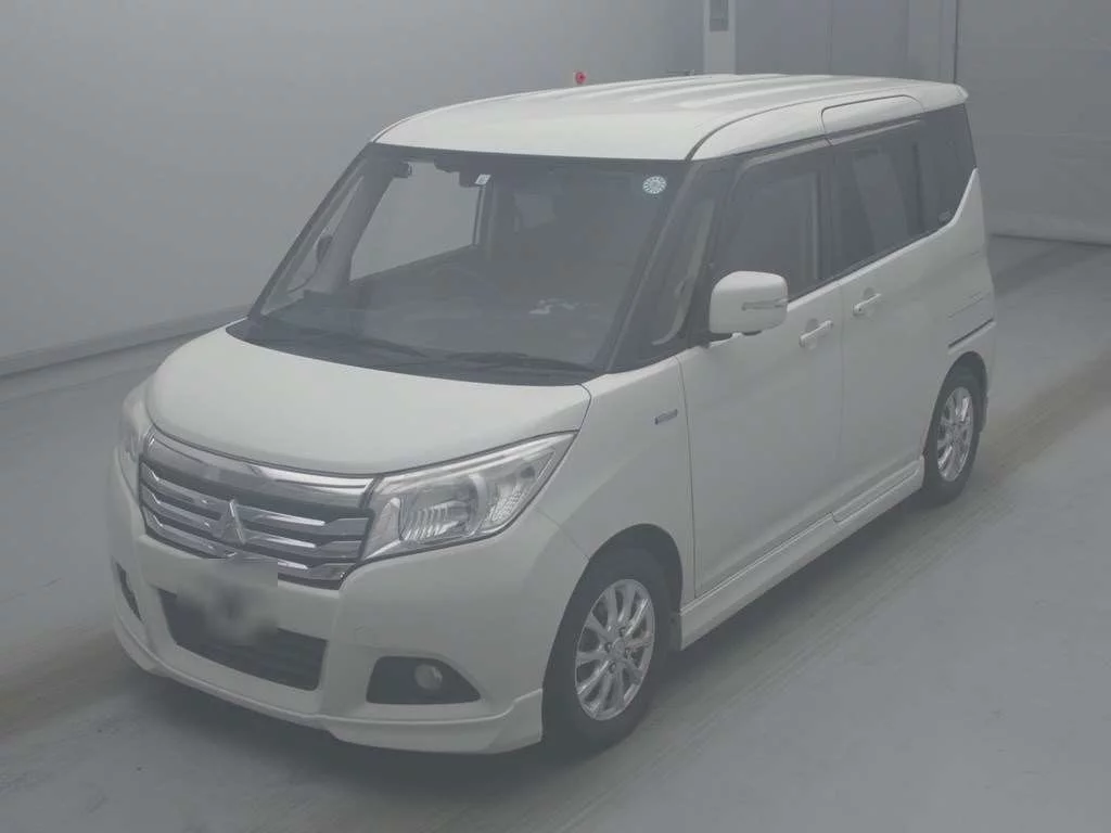 Mitsubishi Delica D:2  с аукциона в Японии