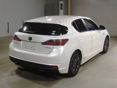Lexus CT200h