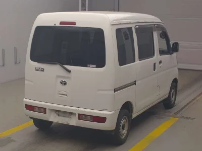 Toyota Pixis Van