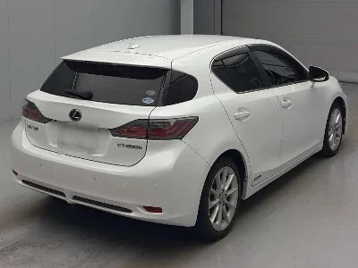 Lexus CT200h