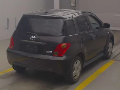 Toyota Ist