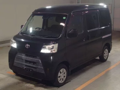 Toyota Pixis Van