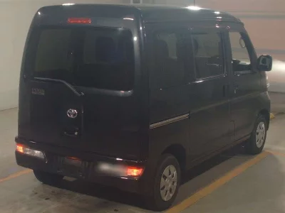 Toyota Pixis Van