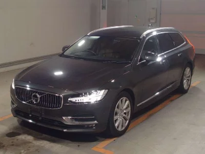 Volvo V90