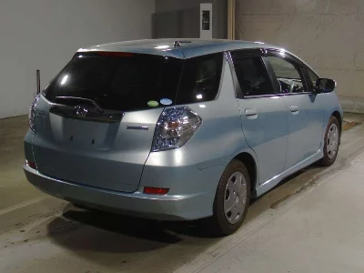 Honda FIT SHUTTLE HYBRID
