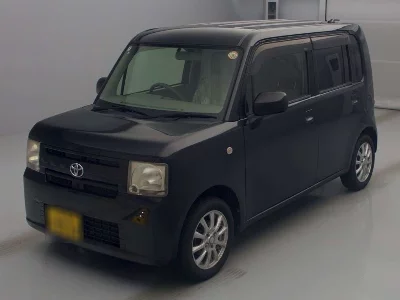 Toyota Pixis Space