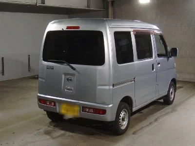 Toyota Pixis Van