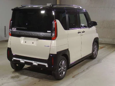 Mitsubishi Delica Mini