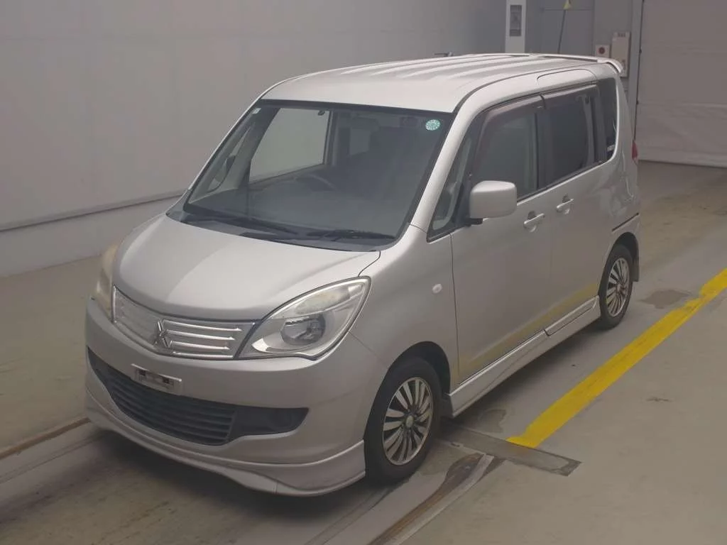 Mitsubishi Delica D:2  с аукциона в Японии