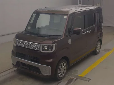 Toyota Pixis Mega
