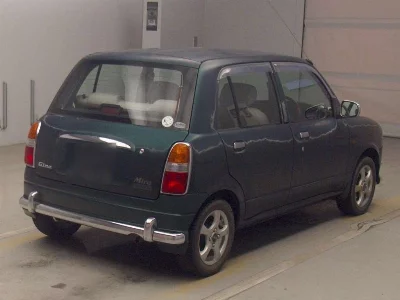 Daihatsu Mira Gino
