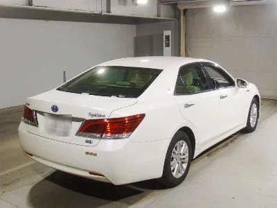 Toyota CROWN HYBRID