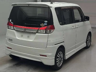 Mitsubishi Delica D:2
