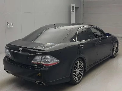 Toyota CROWN HYBRID