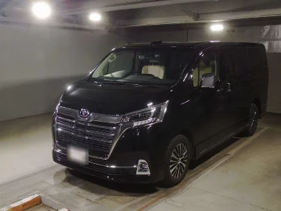Toyota GranAce