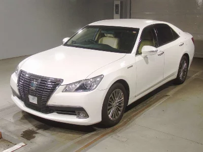Toyota CROWN HYBRID