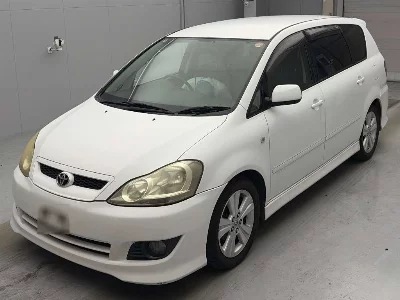 Toyota Ipsum
